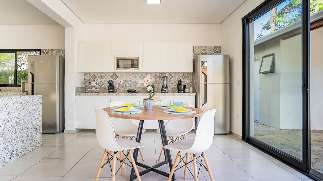 Casa para aluguel de temporada em São Sebastião (Praia da Boracéia)