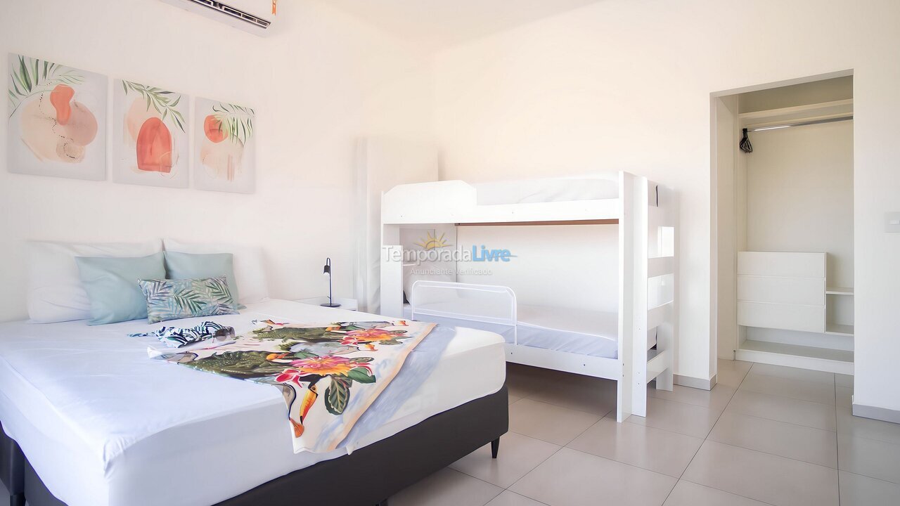 Casa para aluguel de temporada em São Sebastião (Praia da Boracéia)