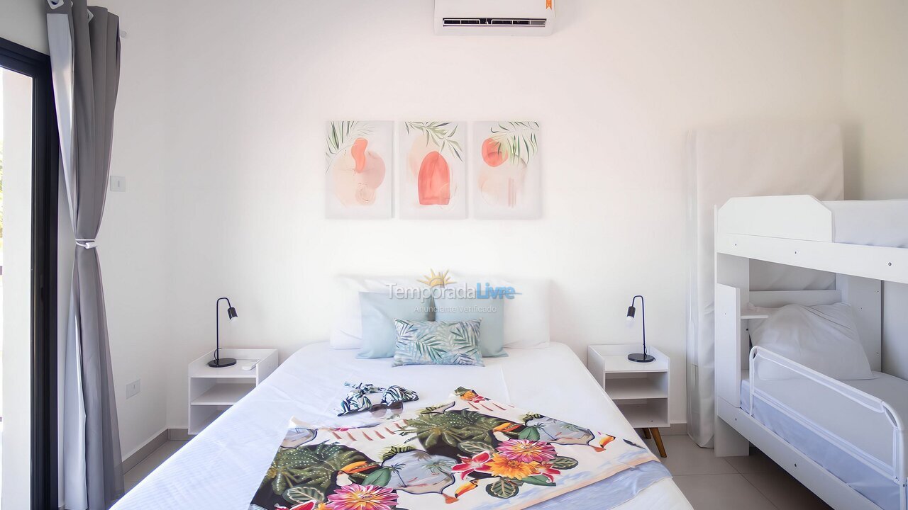 Casa para aluguel de temporada em São Sebastião (Praia da Boracéia)