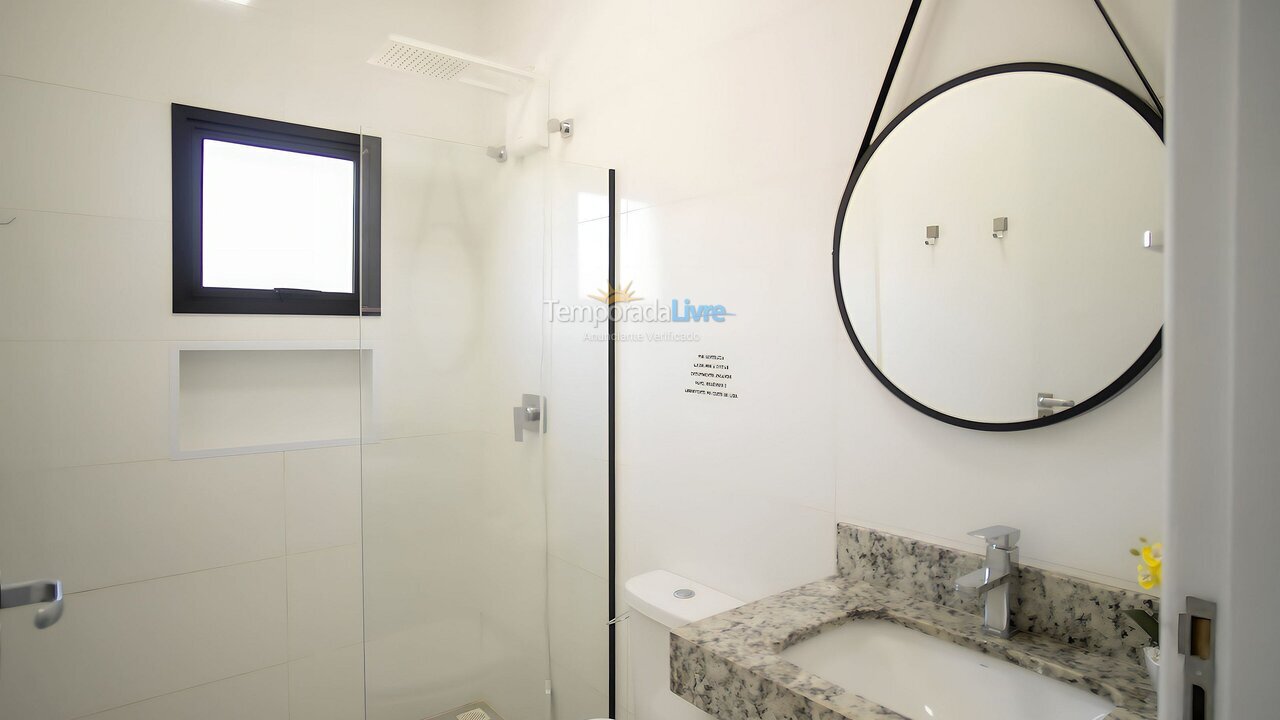 Casa para aluguel de temporada em São Sebastião (Praia da Boracéia)