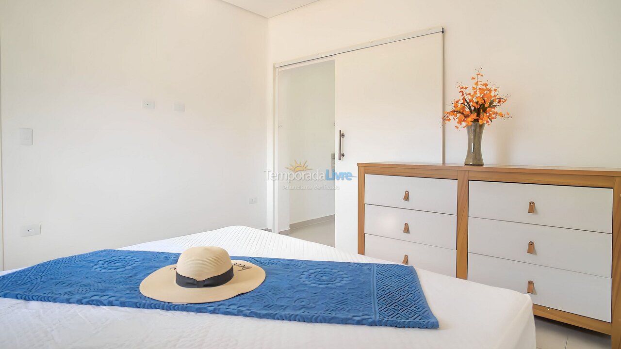 Casa para aluguel de temporada em São Sebastião (Praia da Boracéia)