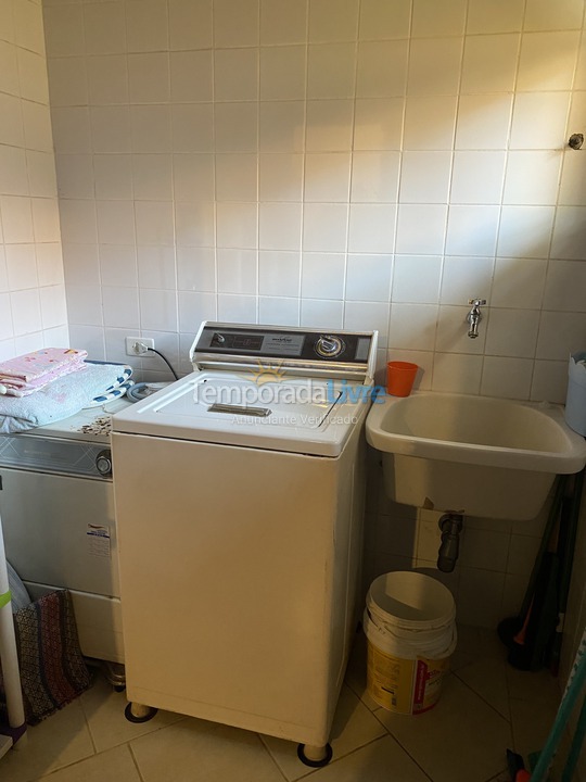 Casa para aluguel de temporada em Bertioga (Condominio Morada da Praia)