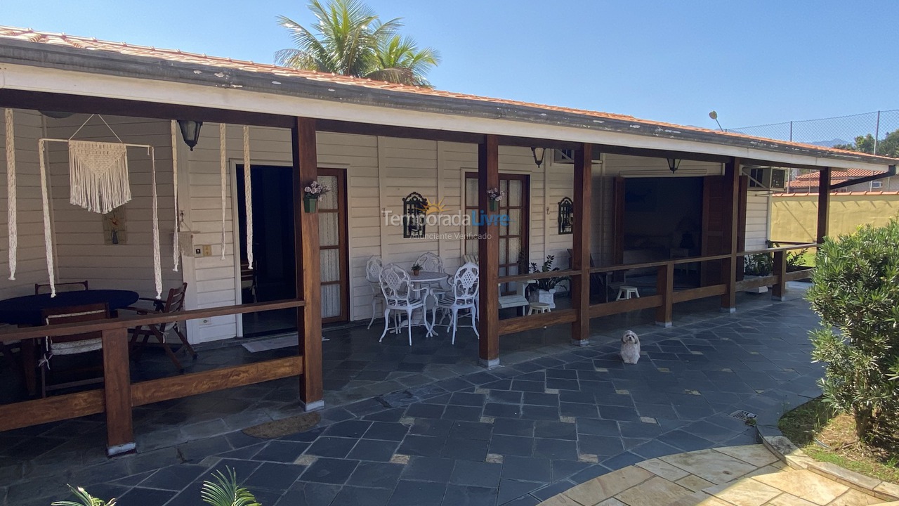 Casa para aluguel de temporada em Bertioga (Condominio Morada da Praia)