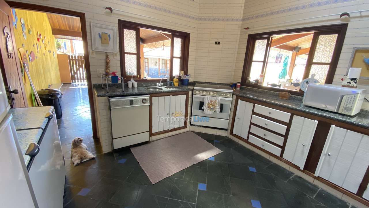 Casa para aluguel de temporada em Bertioga (Condominio Morada da Praia)