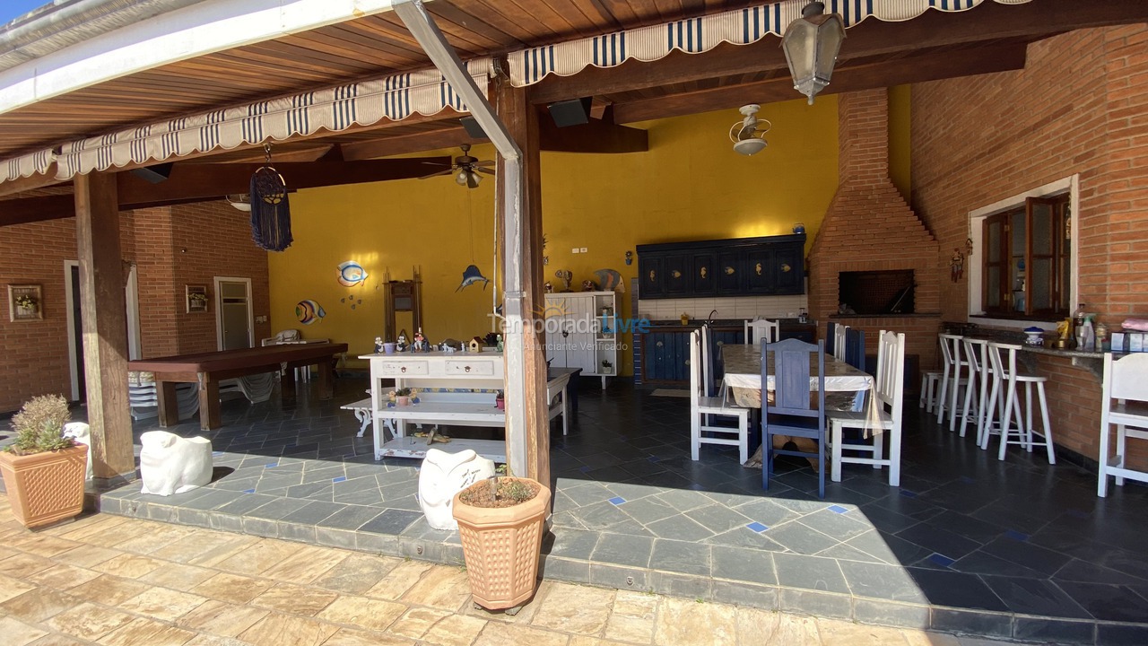 Casa para aluguel de temporada em Bertioga (Condominio Morada da Praia)