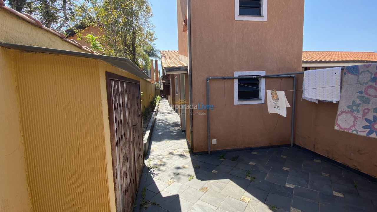 Casa para aluguel de temporada em Bertioga (Condominio Morada da Praia)