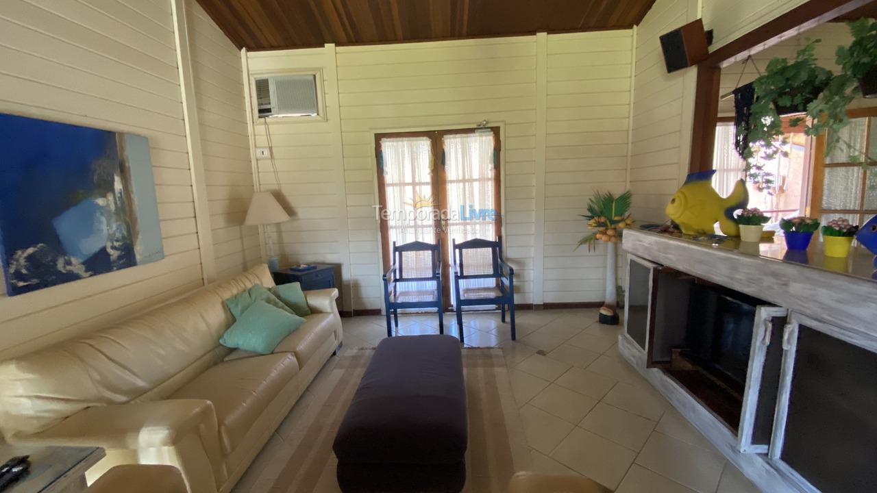 Casa para aluguel de temporada em Bertioga (Condominio Morada da Praia)