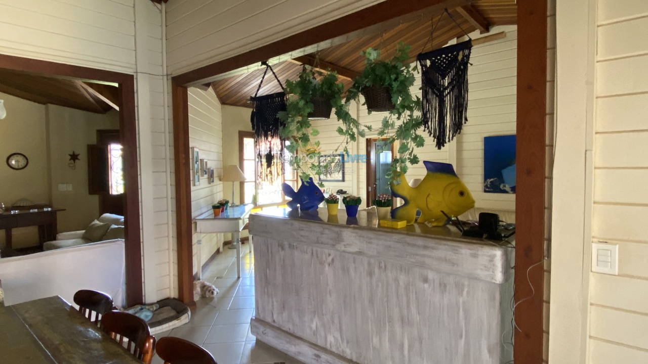 Casa para aluguel de temporada em Bertioga (Condominio Morada da Praia)