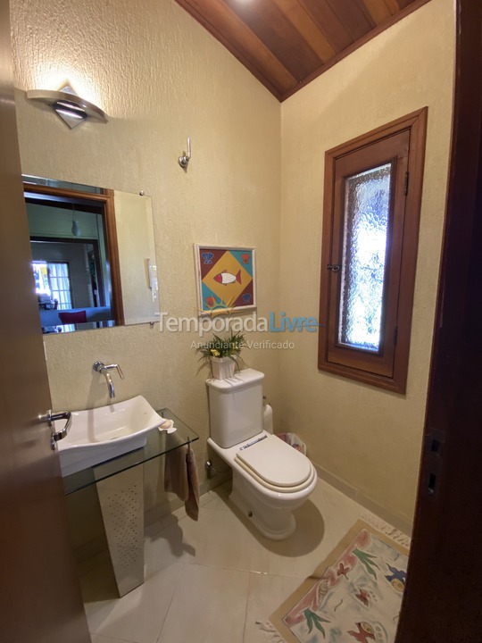 Casa para aluguel de temporada em Bertioga (Condominio Morada da Praia)