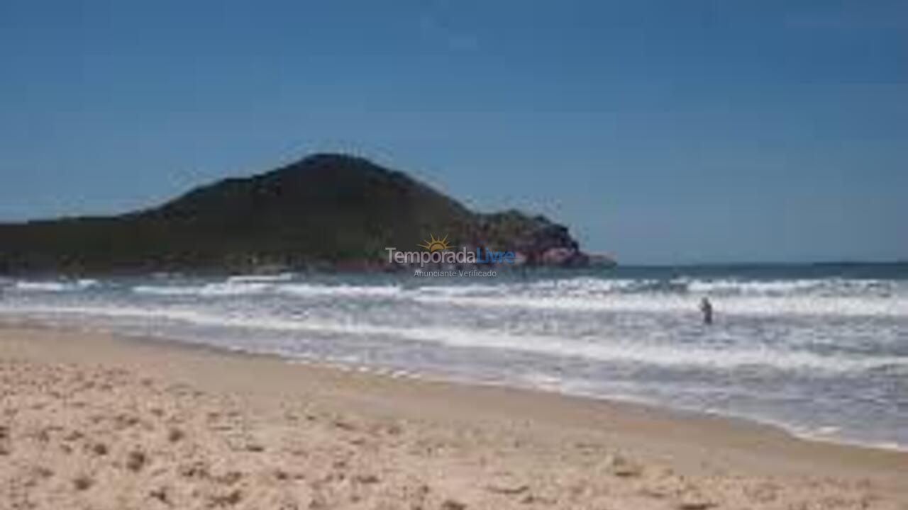 Casa para aluguel de temporada em Bertioga (Condominio Morada da Praia)