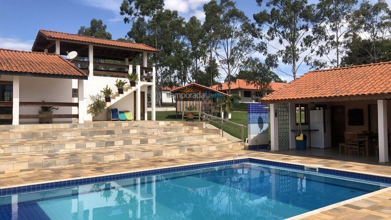 Casa para aluguel de temporada em Quadra (Aleluia Barreiro)