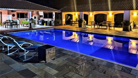 Sítio Aconchegante com Piscina e Wi-Fi