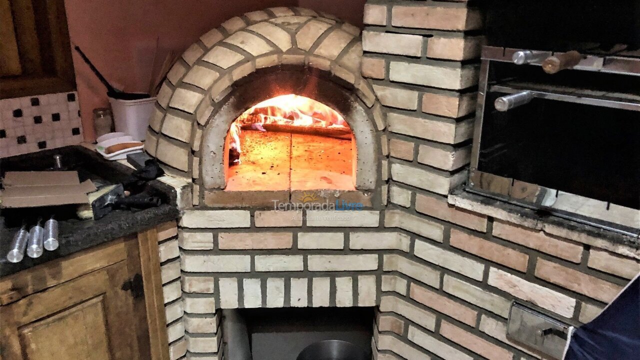 Casa para aluguel de temporada em Quadra (Aleluia Barreiro)