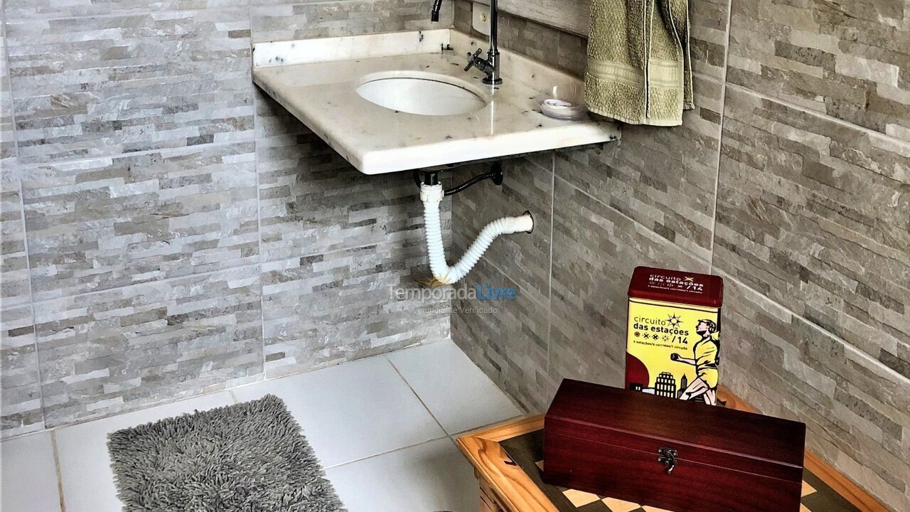 Casa para aluguel de temporada em Quadra (Aleluia Barreiro)