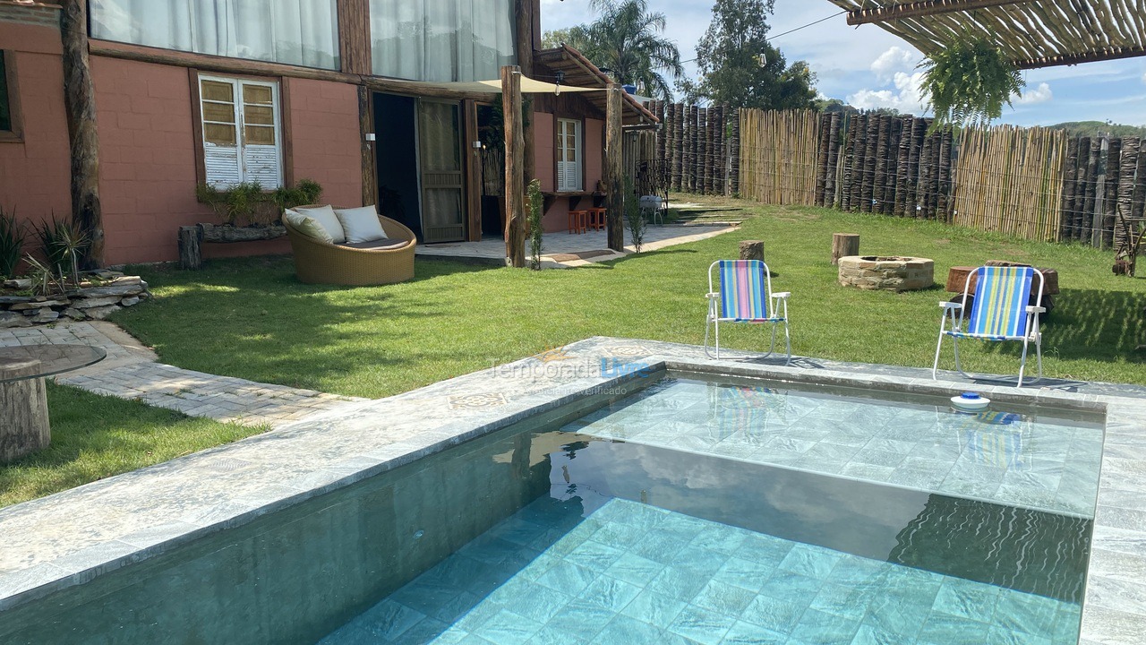 Granja para alquiler de vacaciones em Pedro Leopoldo (Santo Antônio)