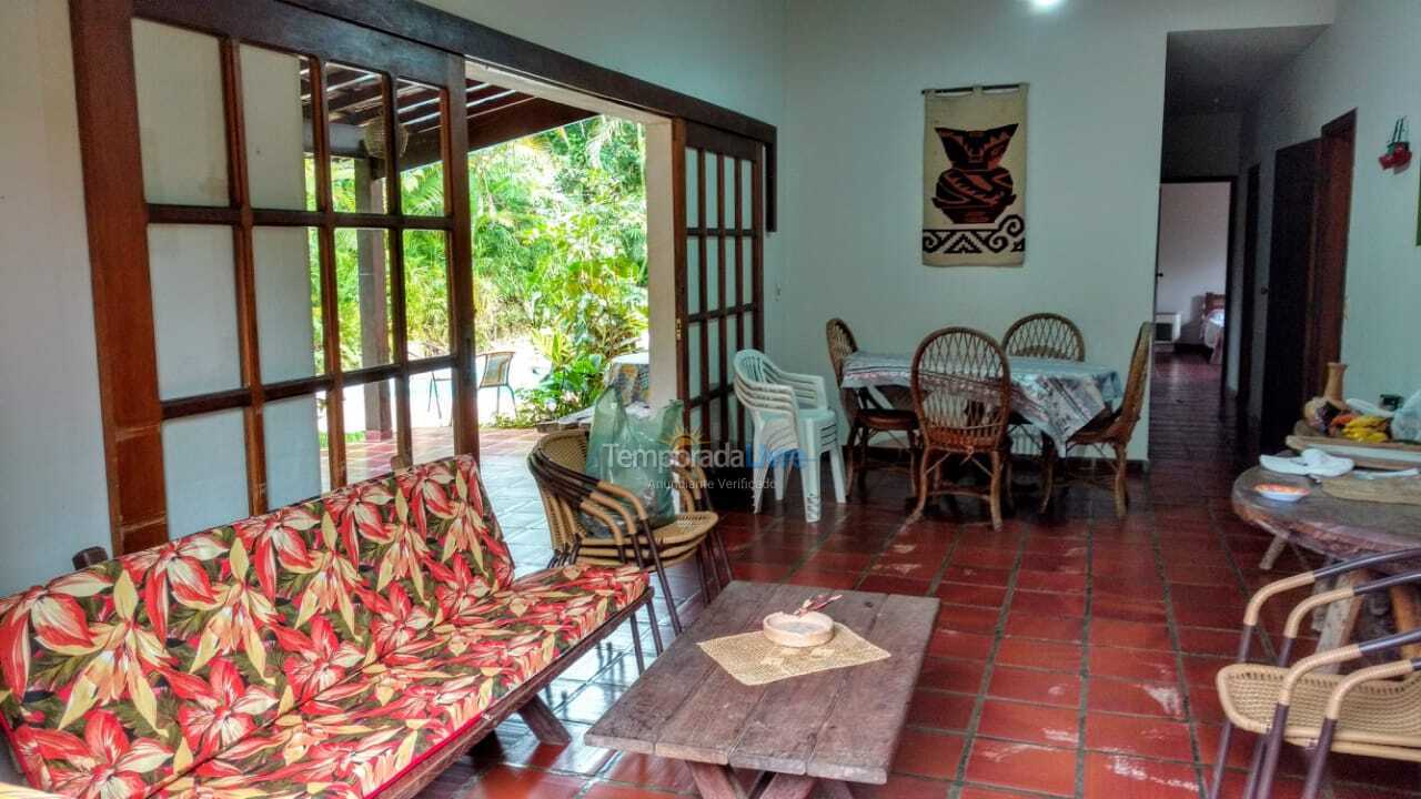 Casa para aluguel de temporada em Ubatuba (Lagoinha)