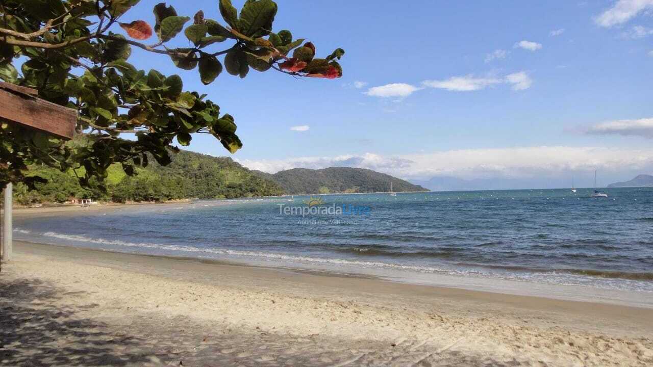 Casa para aluguel de temporada em Ubatuba (Lagoinha)