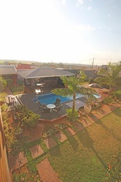 Uma hospedagem incrível, a 4,6 km do Parque Thermas dos Laranjais.