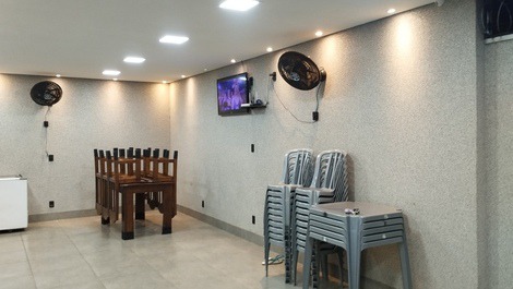 Zona de fiesta y ocio, casa con piscina en la ciudad de Rio Preto