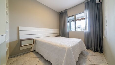 092 - ¡Excelente apartamento de 03 dormitorios en Mariscal!