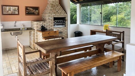 Casa de Campo com Piscina e Churrasqueira