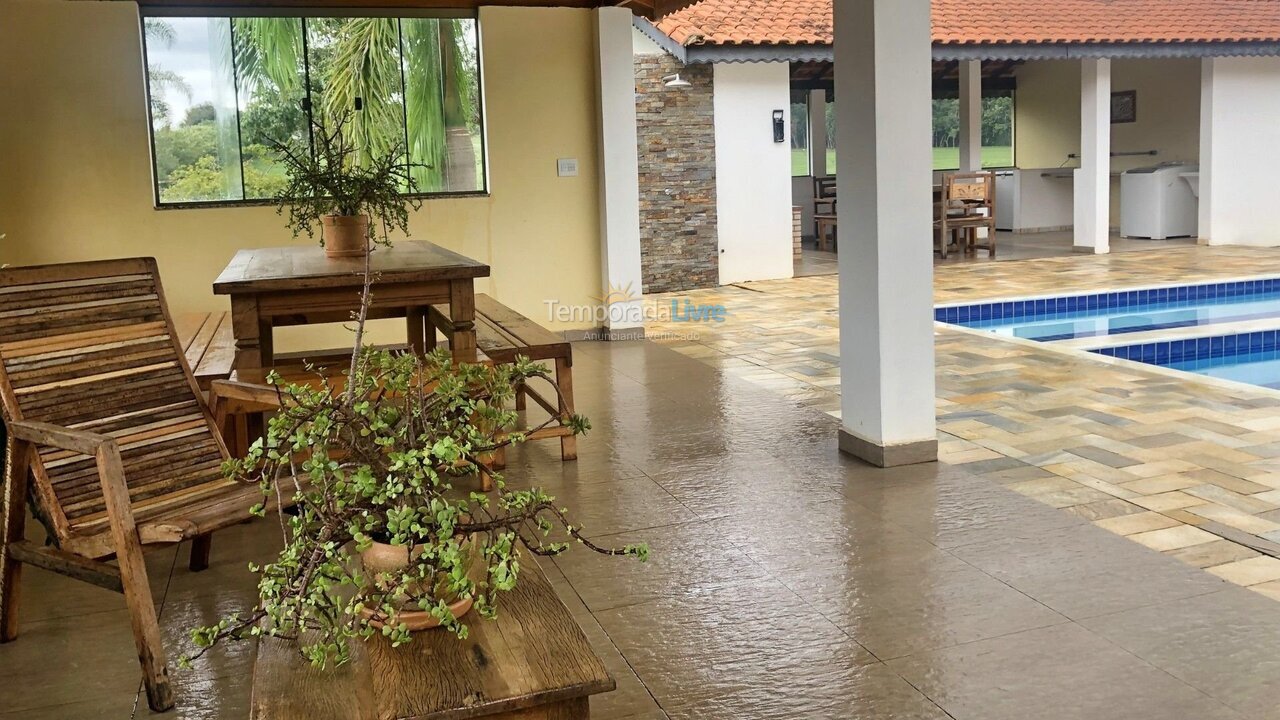 Casa para aluguel de temporada em Quadra (Aleluia Barreiro)