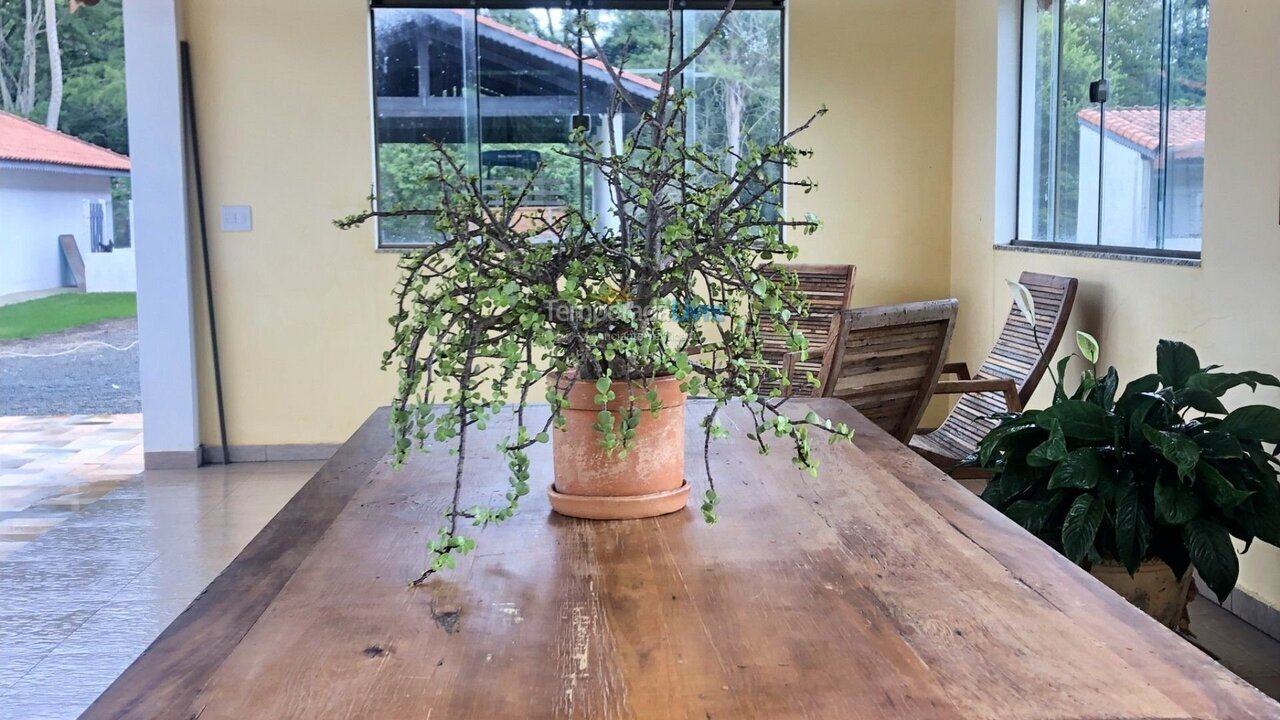 Casa para aluguel de temporada em Quadra (Aleluia Barreiro)