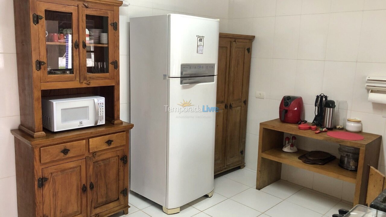 Casa para aluguel de temporada em Quadra (Aleluia Barreiro)