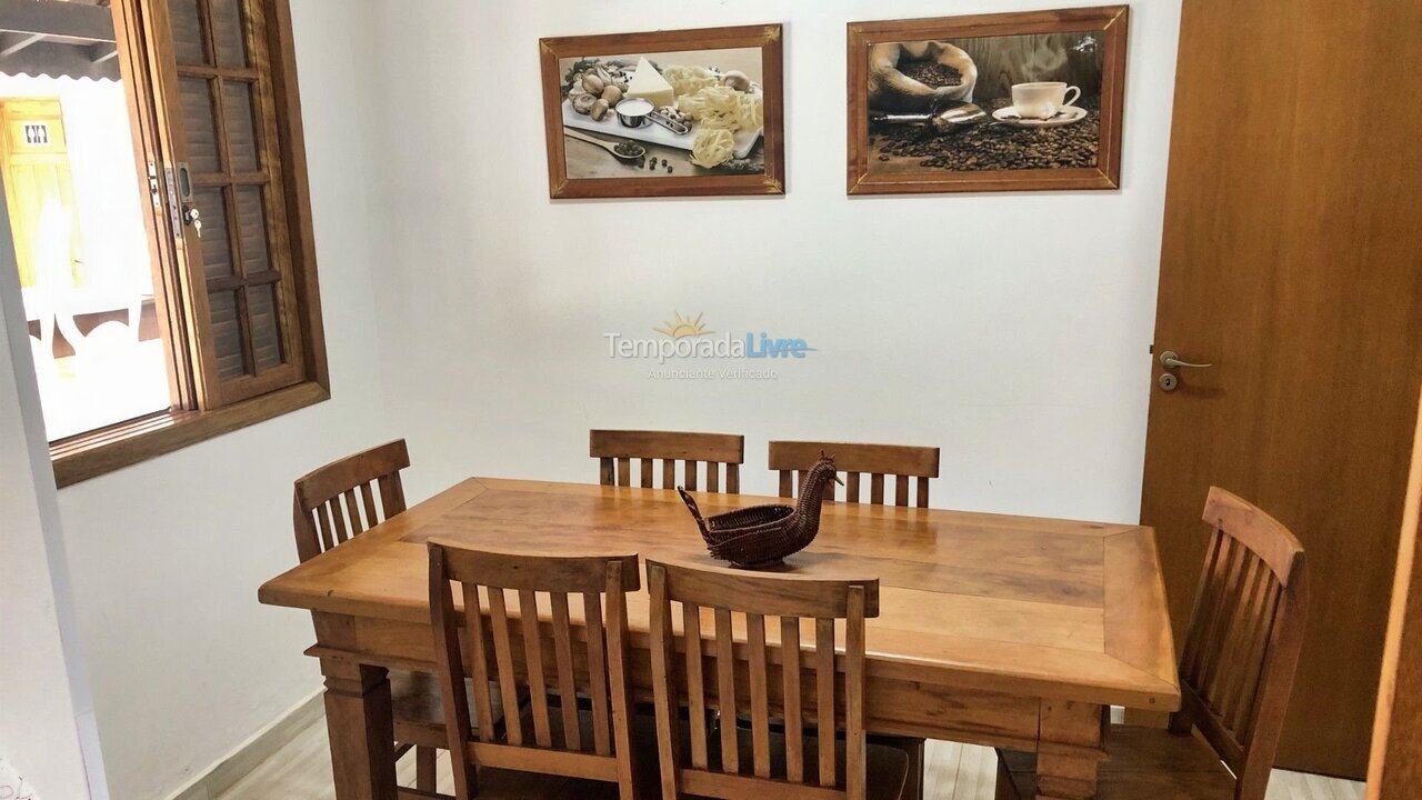 Casa para aluguel de temporada em Quadra (Aleluia Barreiro)