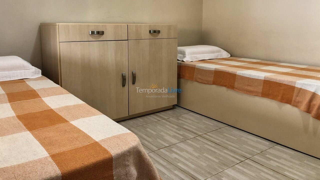 Casa para aluguel de temporada em Quadra (Aleluia Barreiro)