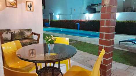 Casa Amueblada en Condominio en la Frontera de Praia dos Carneiros