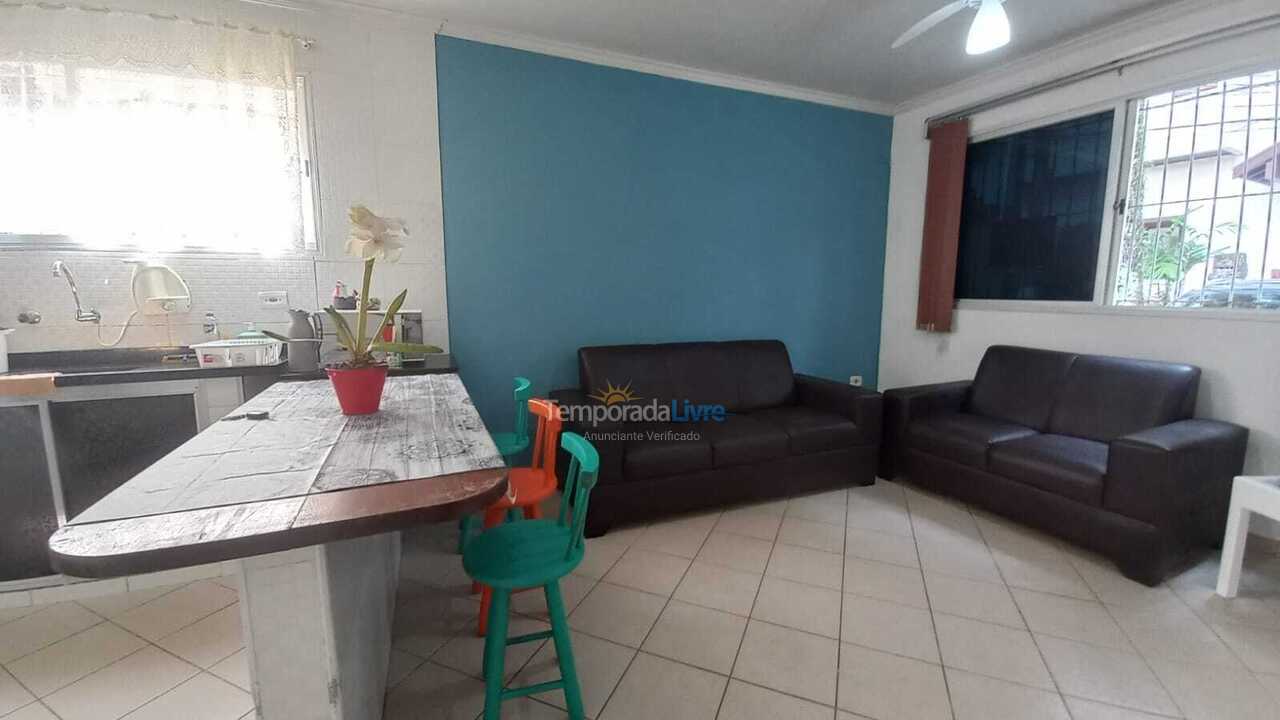 Apartamento para alquiler de vacaciones em Ubatuba (Praia Grande)
