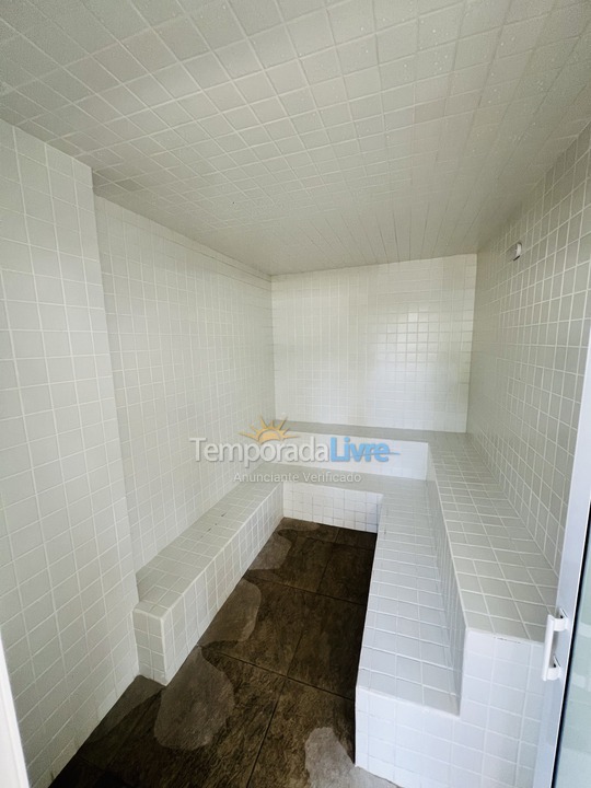 Apartamento para aluguel de temporada em Ubatuba (Praia Grande)