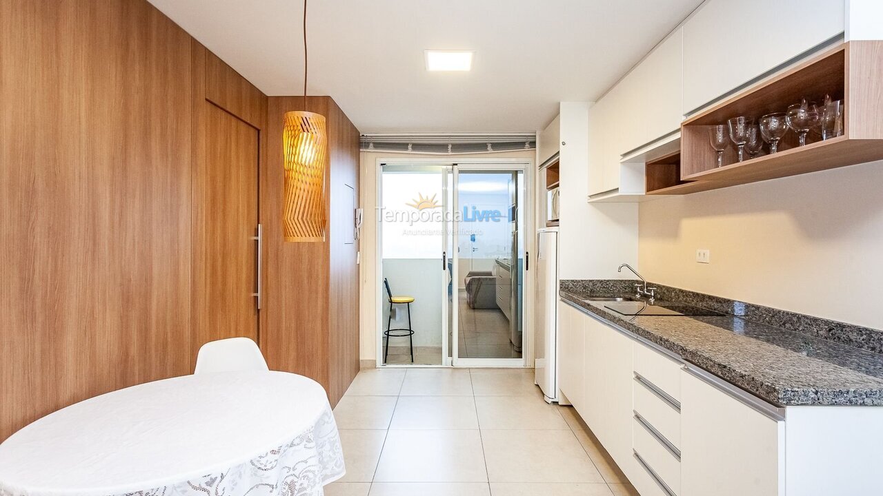 Apartamento para aluguel de temporada em Curitiba (Centro Cívico)