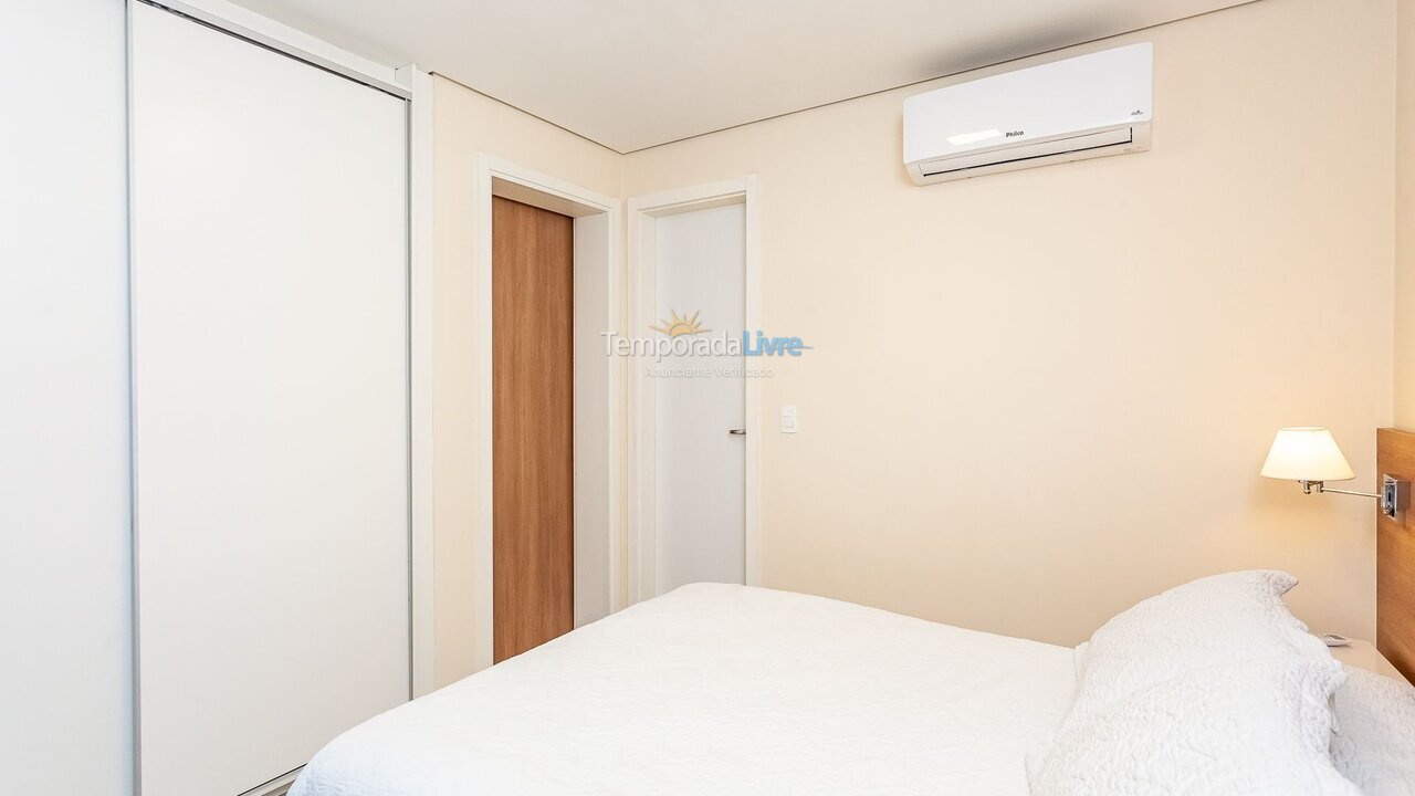 Apartamento para aluguel de temporada em Curitiba (Centro Cívico)