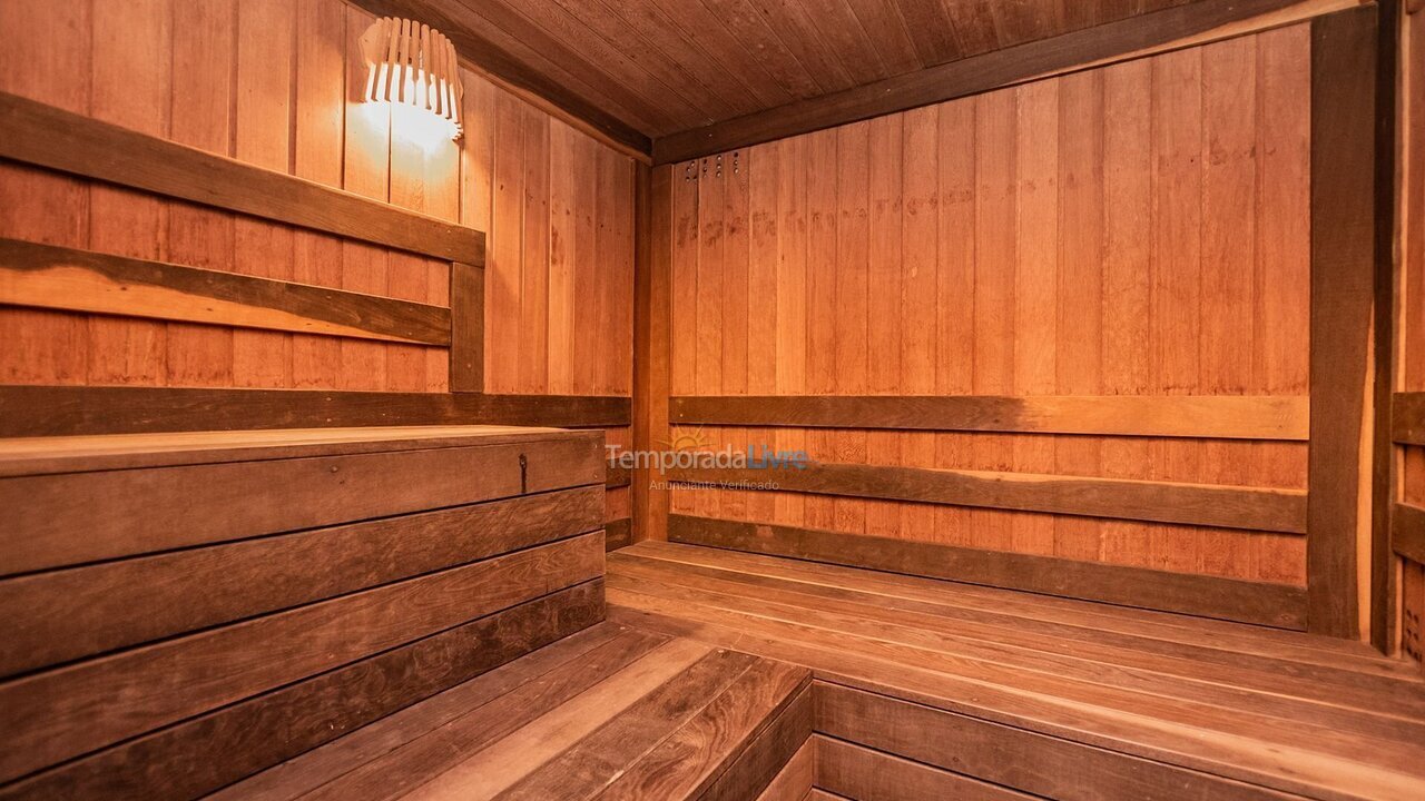 Apartamento para aluguel de temporada em Curitiba (Centro Cívico)