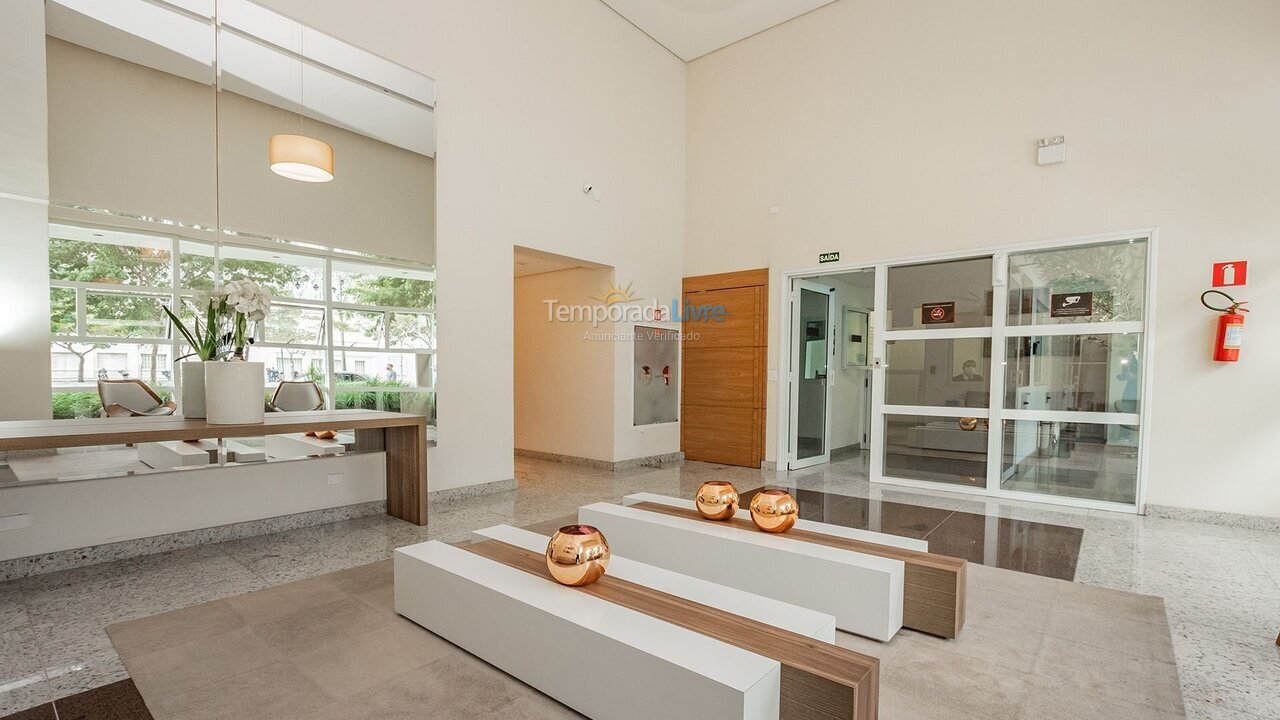 Apartamento para aluguel de temporada em Curitiba (Centro Cívico)