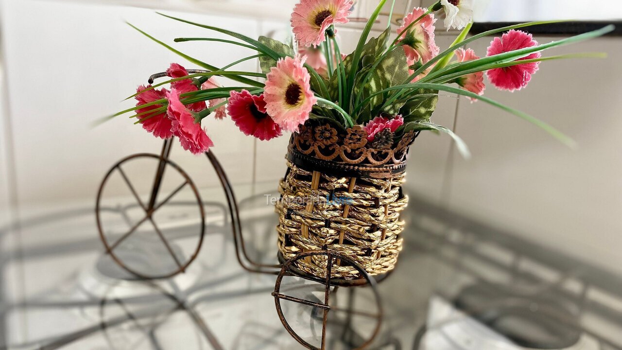 Apartamento para aluguel de temporada em Praia Grande (Praia do Caiçara)