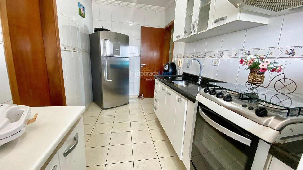 Apartamento para aluguel de temporada em Praia Grande (Praia do Caiçara)