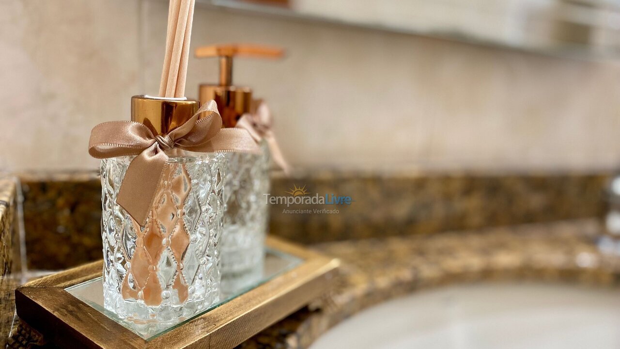 Apartamento para aluguel de temporada em Praia Grande (Praia do Caiçara)