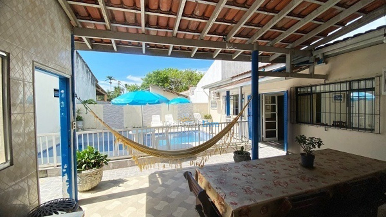 Casa para aluguel de temporada em Ubatuba (Maranduba)