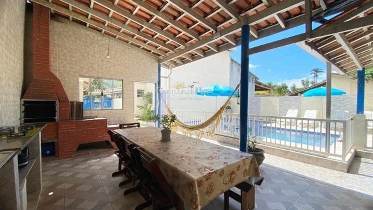 Casa para aluguel de temporada em Ubatuba (Maranduba)