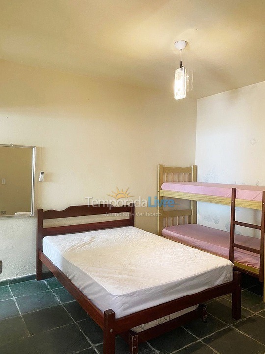 Casa para aluguel de temporada em Ubatuba (Maranduba)