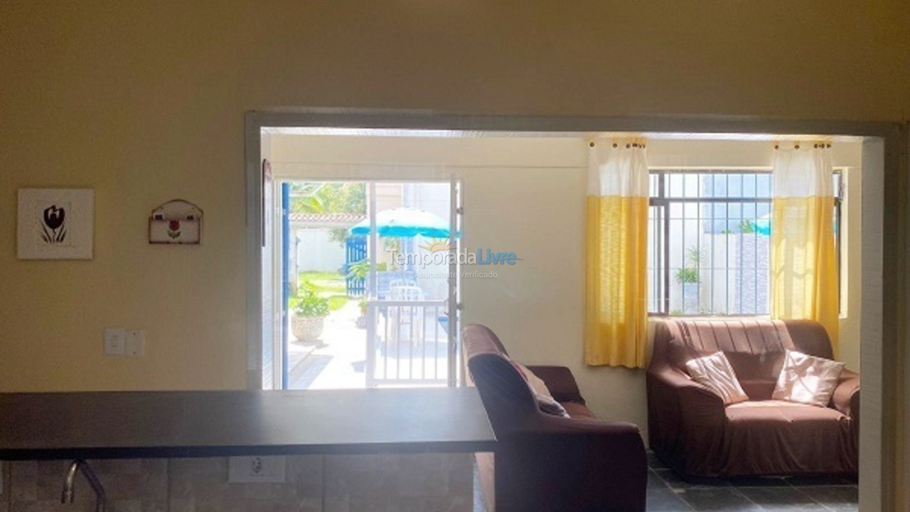Casa para aluguel de temporada em Ubatuba (Maranduba)