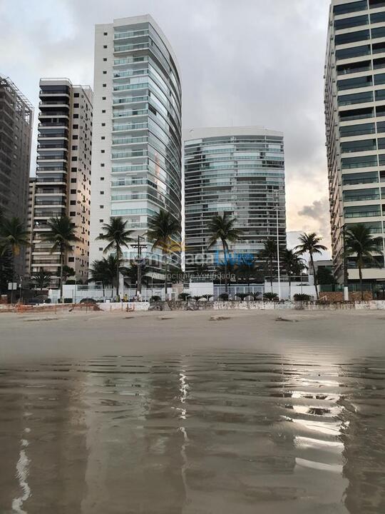 Apartamento para aluguel de temporada em Guarujá (Astúrias)
