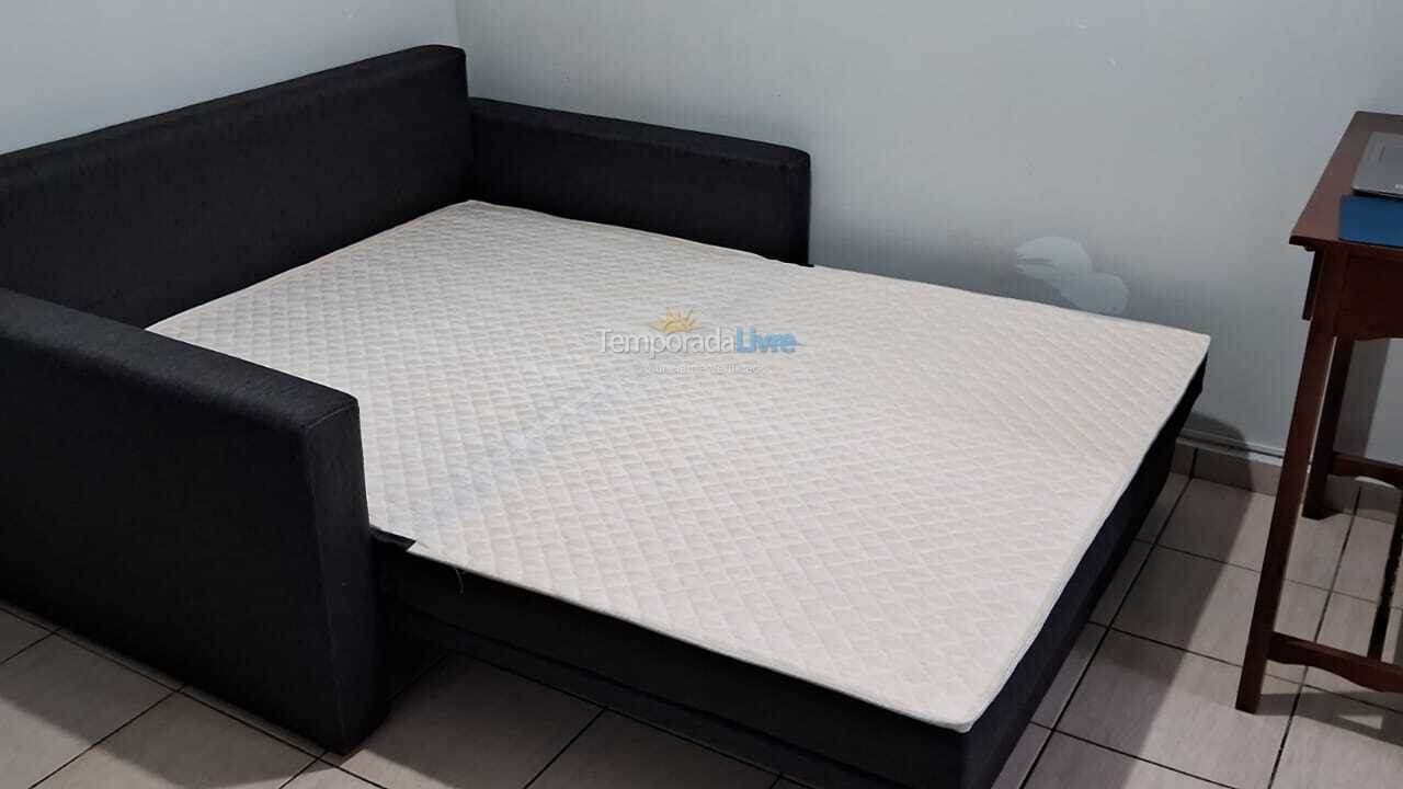 Apartamento para aluguel de temporada em Ubatuba (Praia das Toninhas)