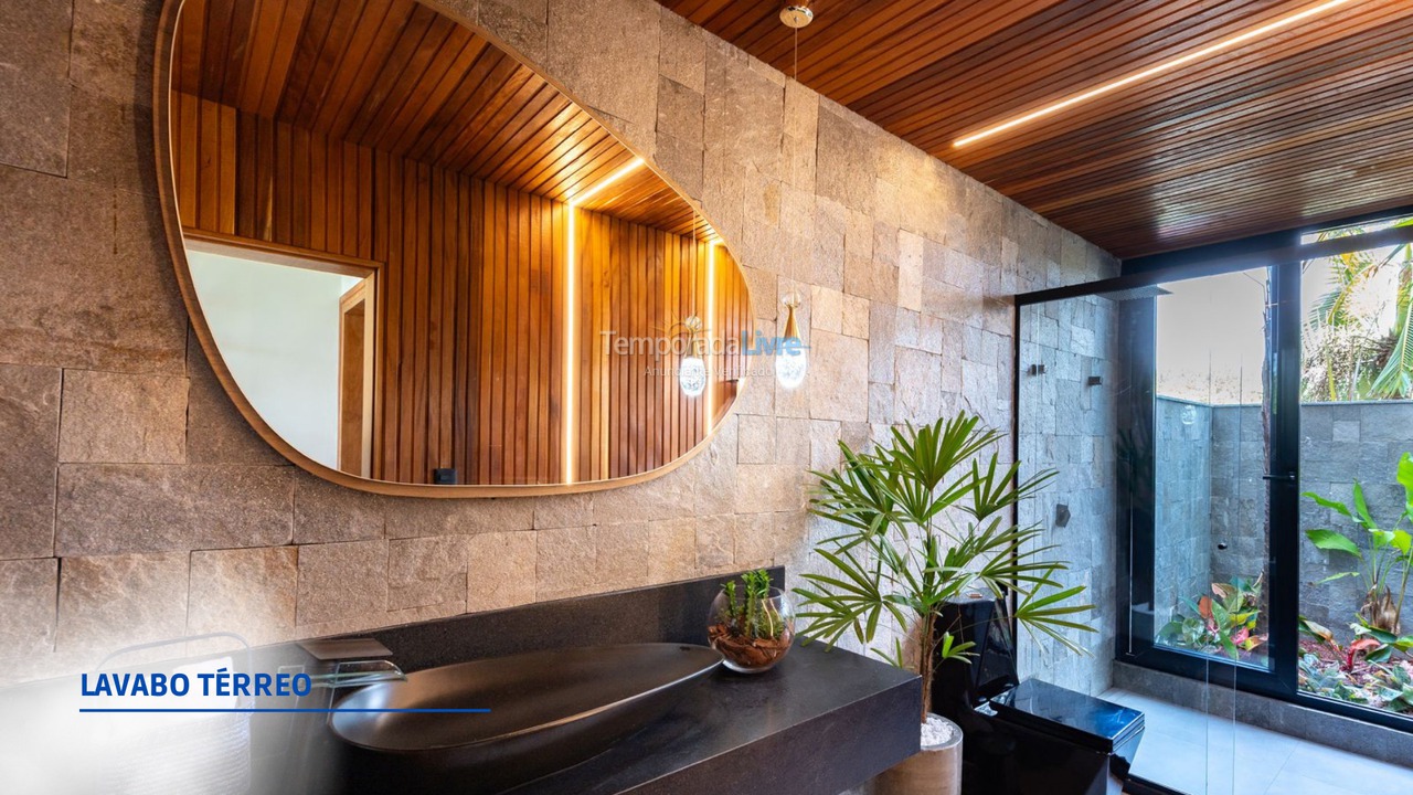 Casa para aluguel de temporada em Mata de São João (Praia do Forte)