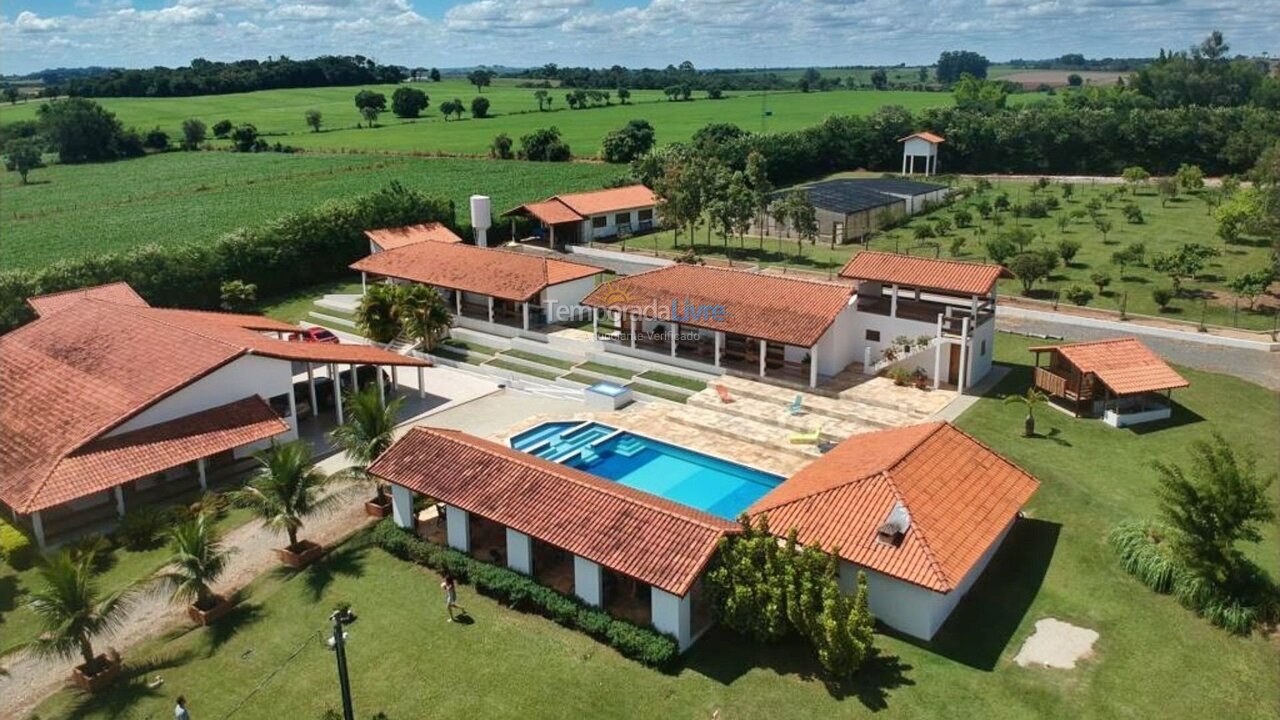 Casa para alquiler de vacaciones em Quadra (Aleluia Barreiro)