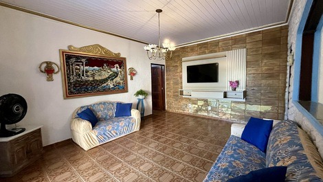 Beautiful Vacation Home Praia do Morro Guarapari, Barbecue, Garage