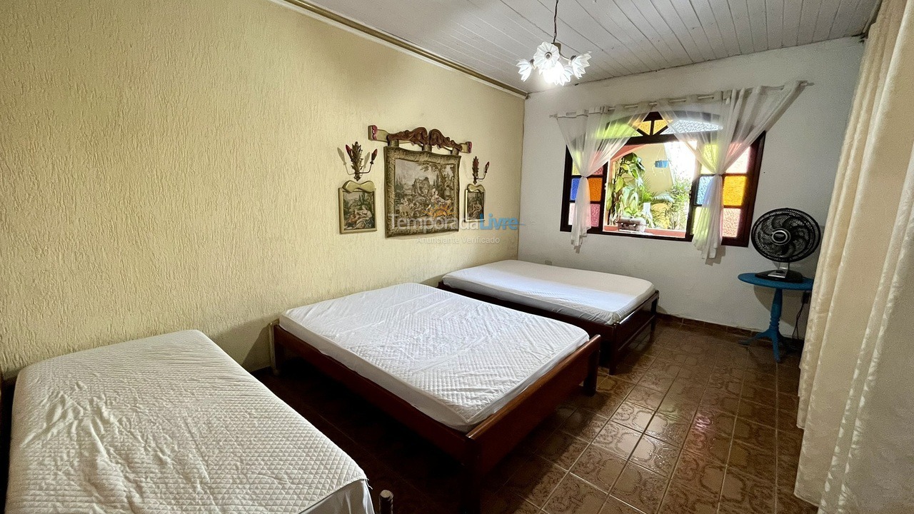 House for vacation rental in Guarapari (Praia do Morro)